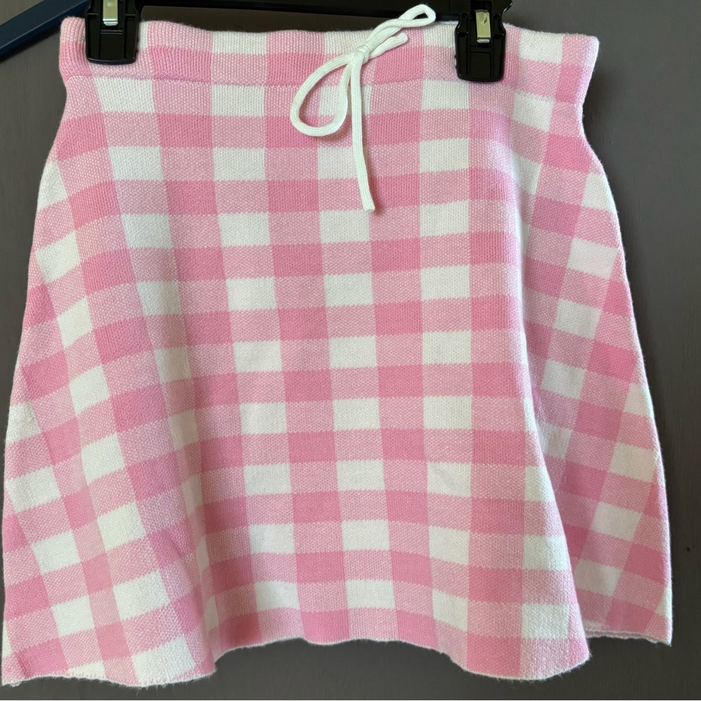 Pink Checkered Sweater - Picture 3 of 4